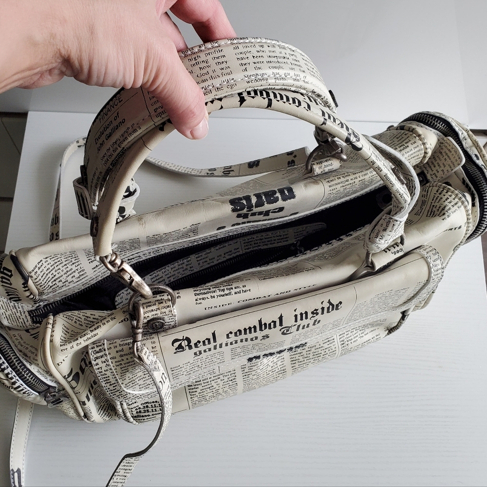 GALLIANO GAZETTE CHUNKY BAG - Picture 9 of 16